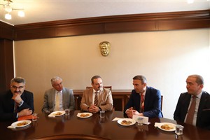 Rektör Arıbaş’tan İletişim Fakültesine Ziyaret: Akreditasyon ve Kurumsal Dönüşüm Vurgusuq