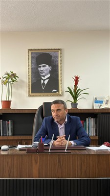 Dekan Prof. Dr. Veysel Çakmak, Gazetecilik Bölümü Akademik Kadrosu ile Bir Araya Geldi